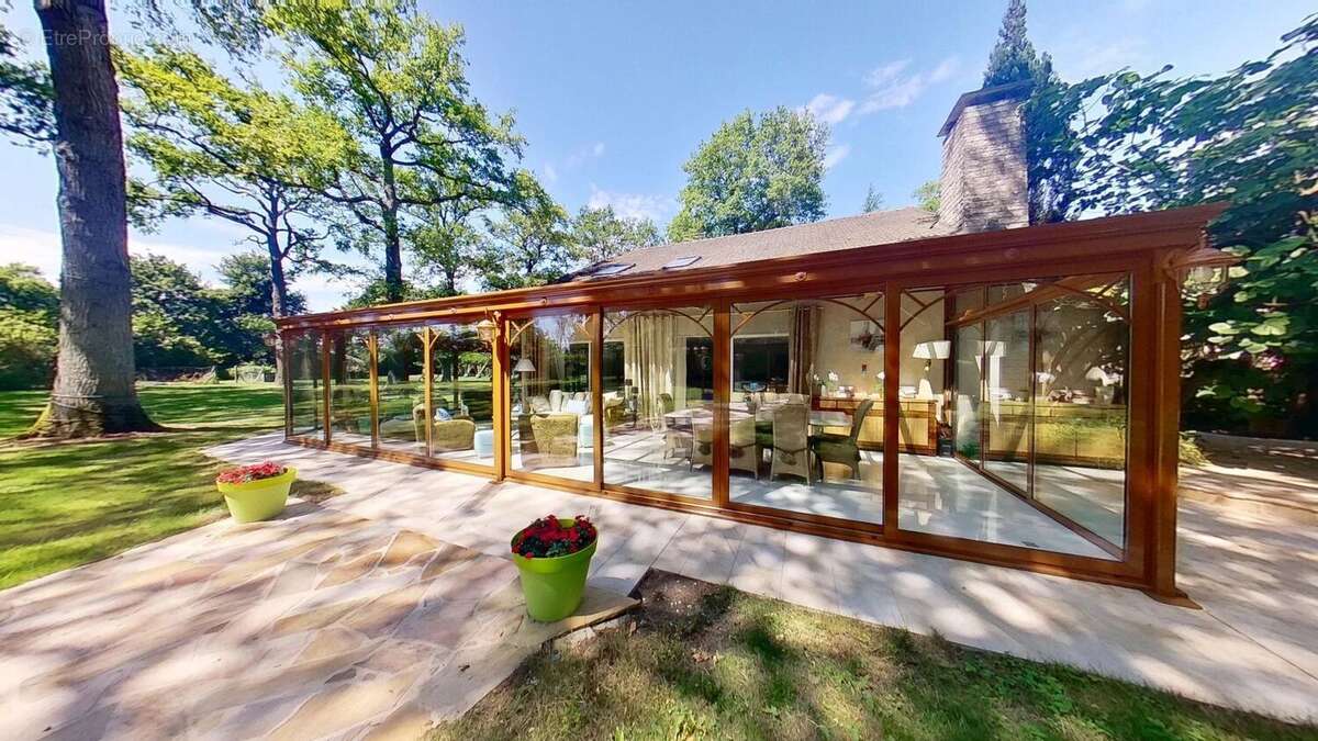 Maison à PONTAULT-COMBAULT