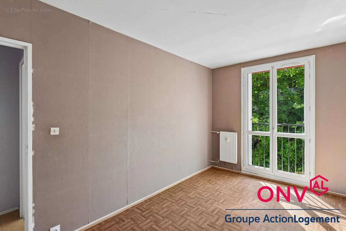 Appartement à CORBEIL-ESSONNES