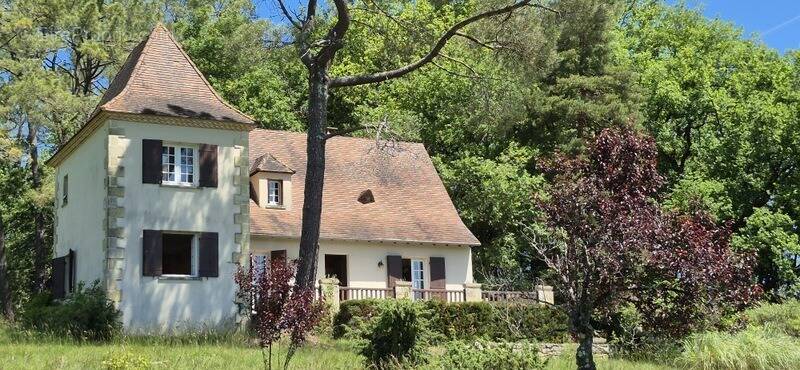 Maison à MONTAGNAC-LA-CREMPSE