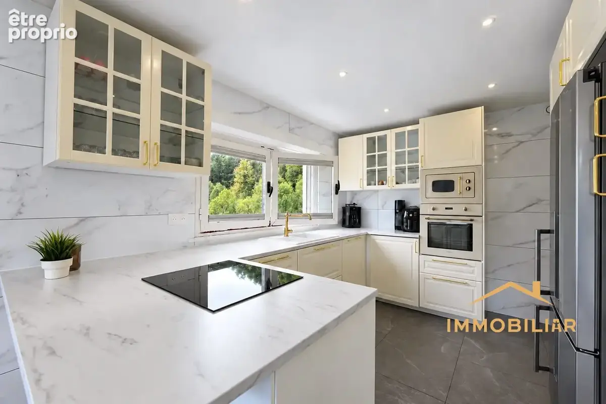 Appartement 5 pièces 101 m² à vendre à Saint-Claude (39200) - photo 6