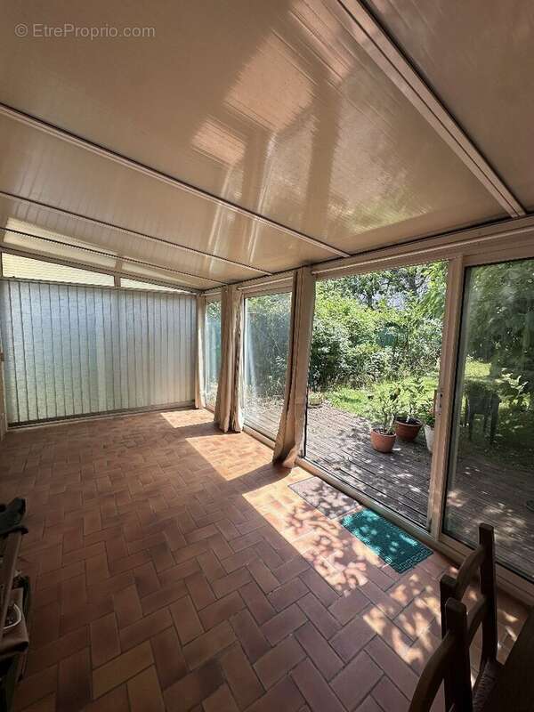 Maison familiale avec jardin - photo 8