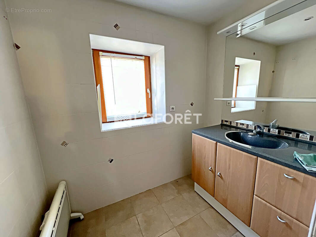 Maison à CORMORANCHE-SUR-SAONE