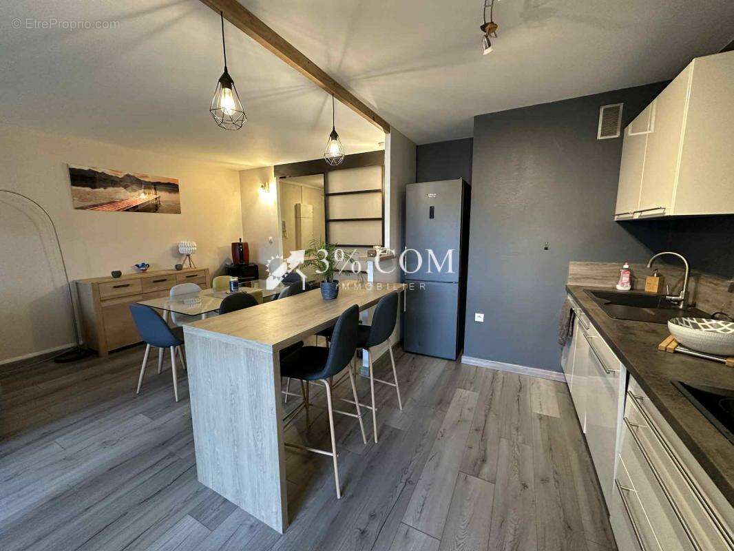 Appartement à ROSIERES-AUX-SALINES