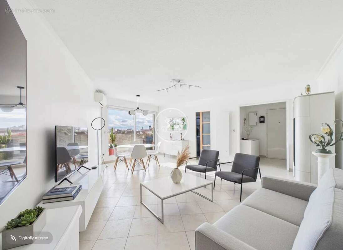 Appartement à SAINT-RAPHAEL