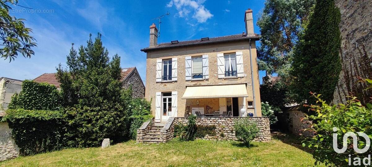 Photo 1 - Maison à PERTHES