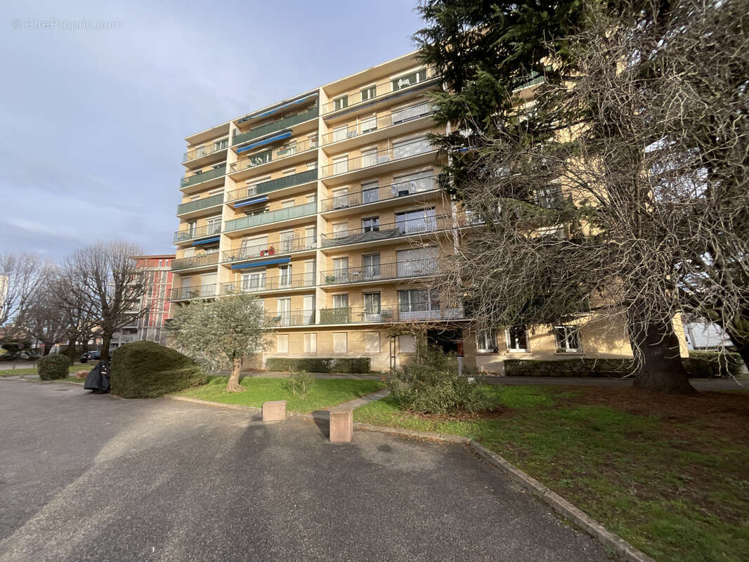 Appartement à VILLEURBANNE
