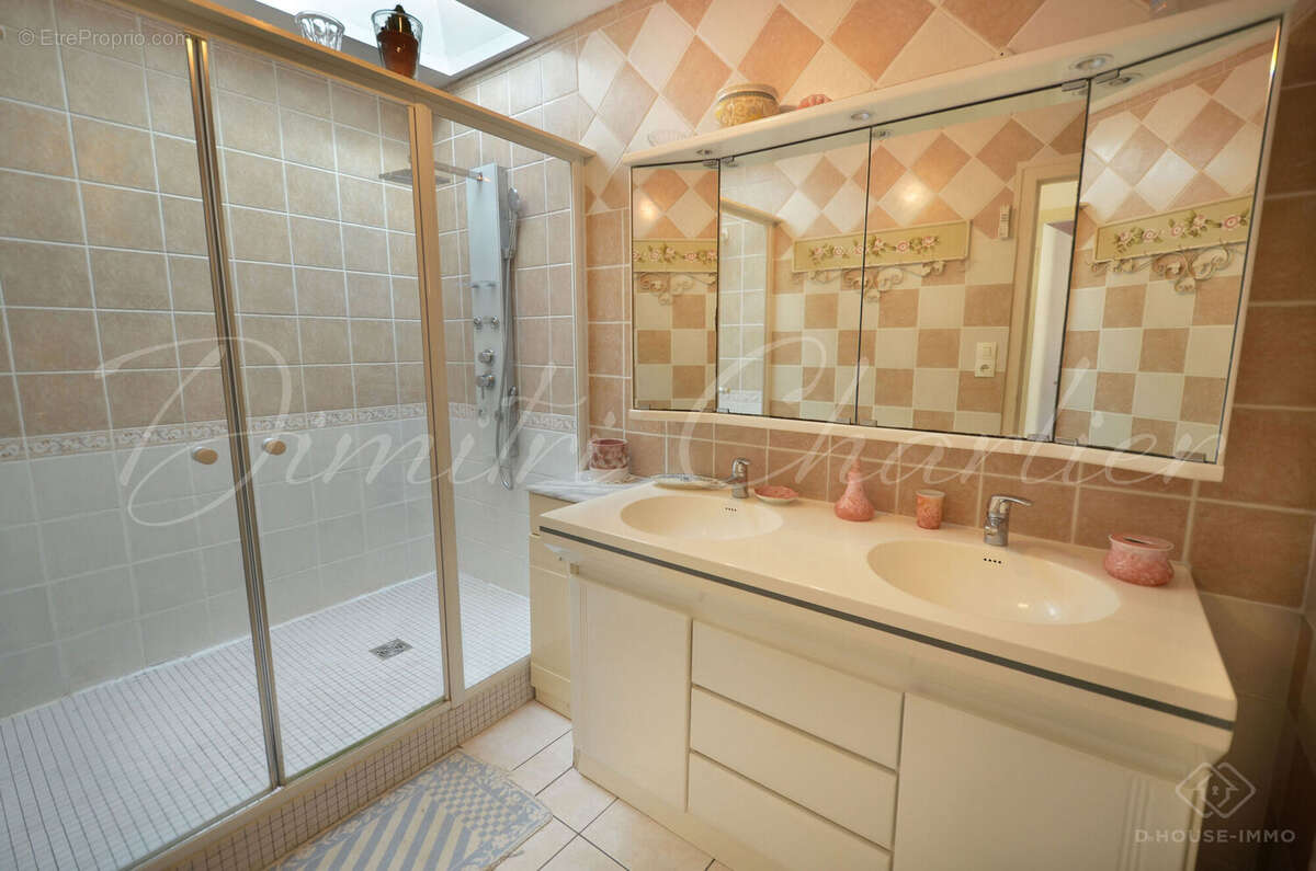 Maison 116 m² à Lesparre-Medoc  - photo 4