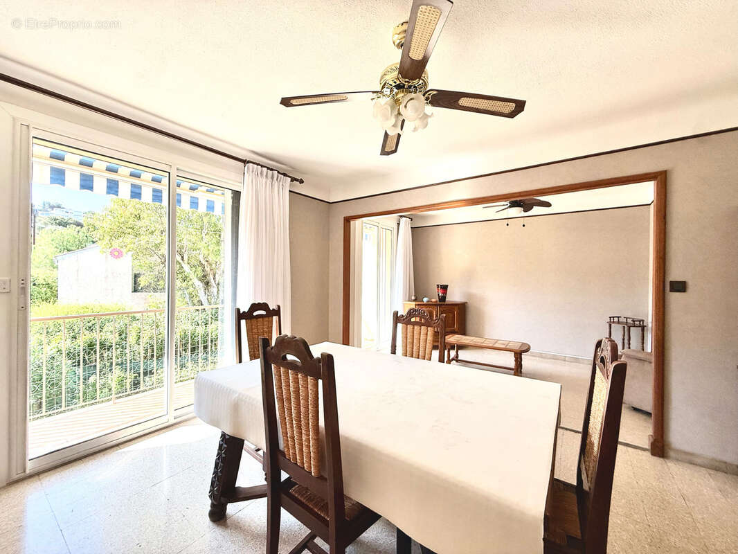 Appartement à SAINT-MANDRIER-SUR-MER