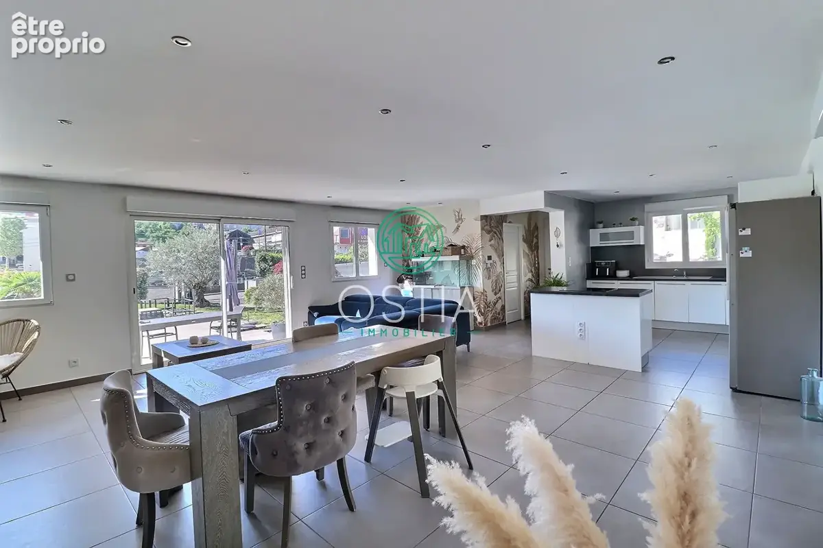 Photo Maison à Lorette au prix de 375 000€