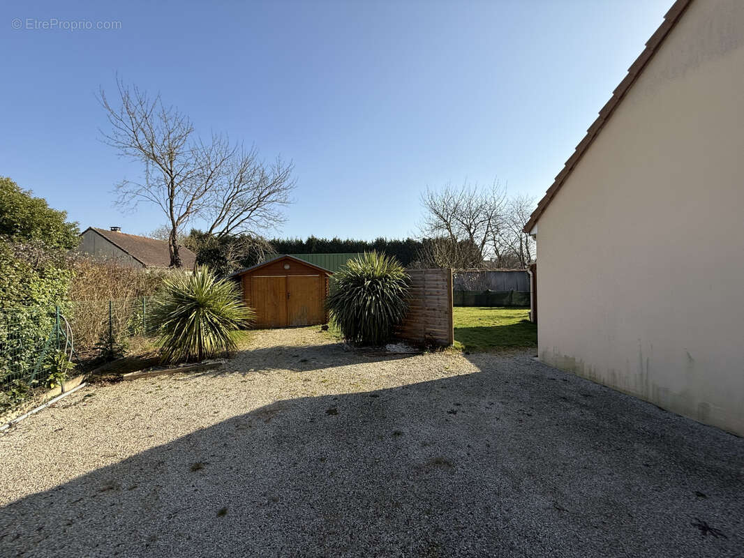 Maison à SAINT-VICTEUR