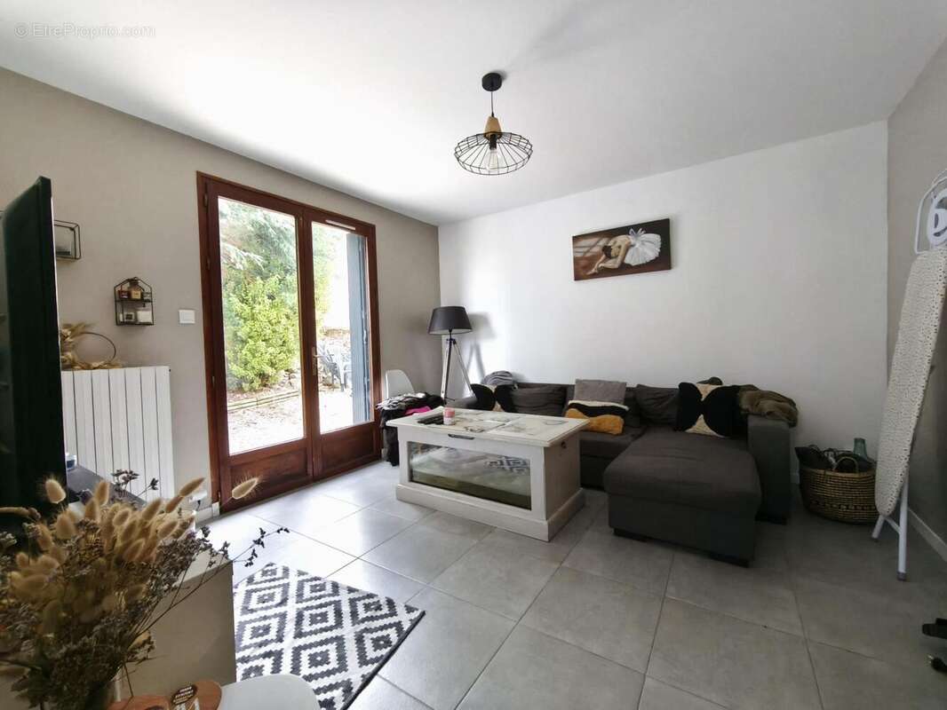 Photo 2 - Maison à CINQ-MARS-LA-PILE