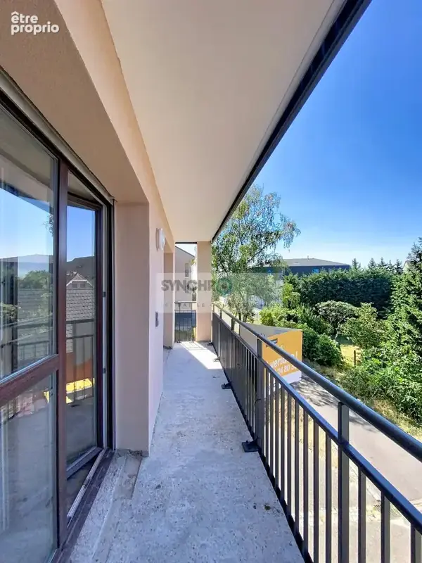 Charmant F2 avec balcon, parking en sous-sol , résidence rénovée énergétiquement - photo 3