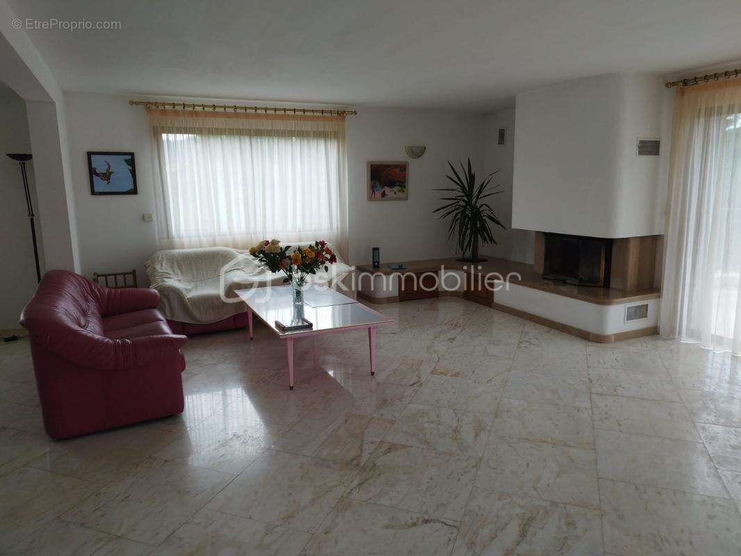 Maison à CLAIRVAUX-LES-LACS