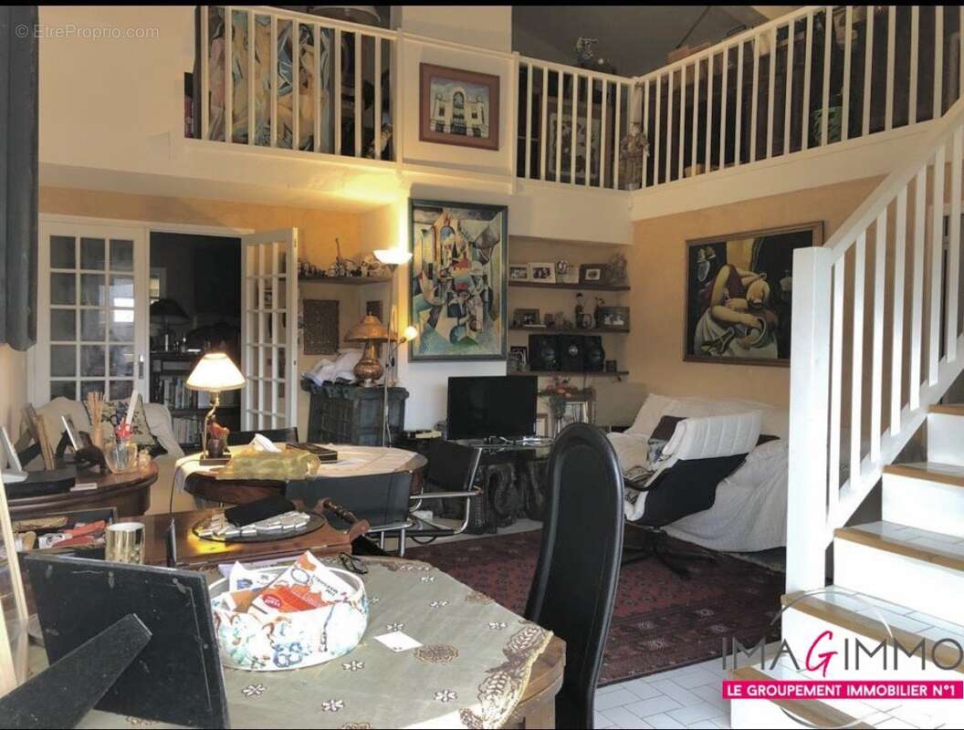 Appartement à GANGES