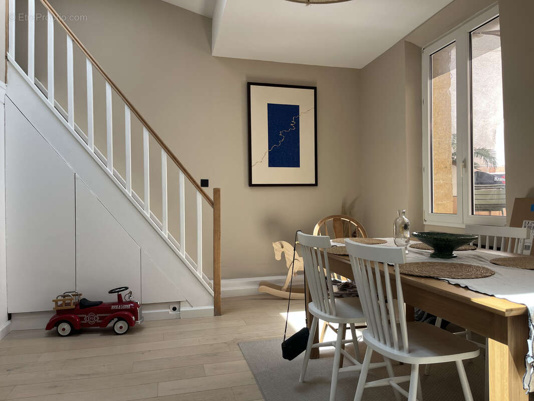 Appartement à MARSEILLE-7E