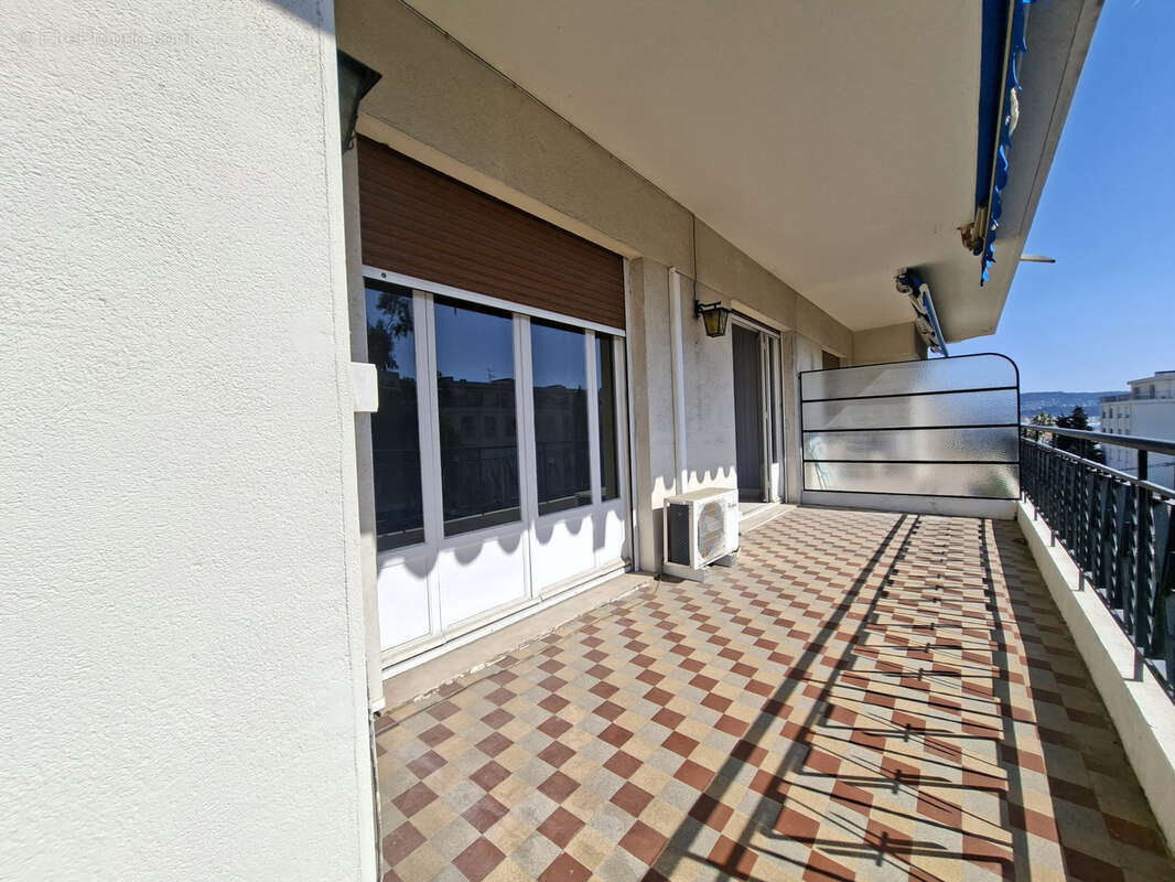 Appartement à NICE