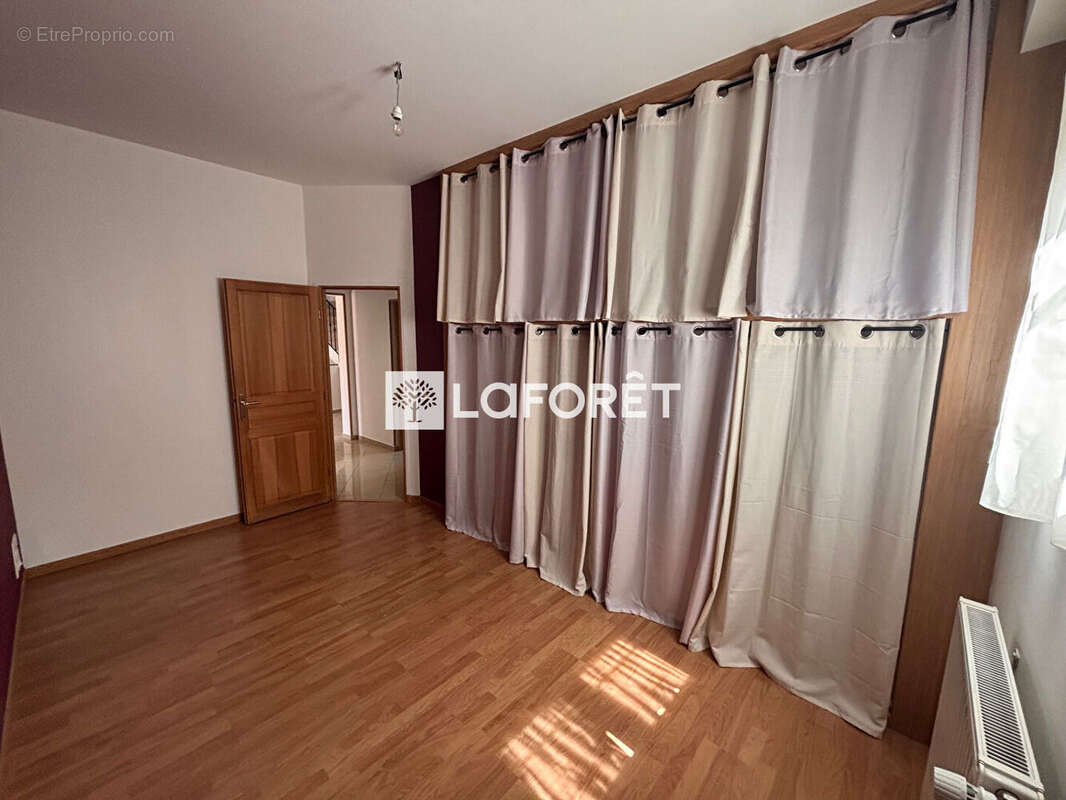 Maison à VILLEMOMBLE