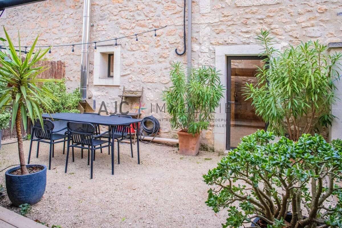 Maison à MAUSSANE-LES-ALPILLES