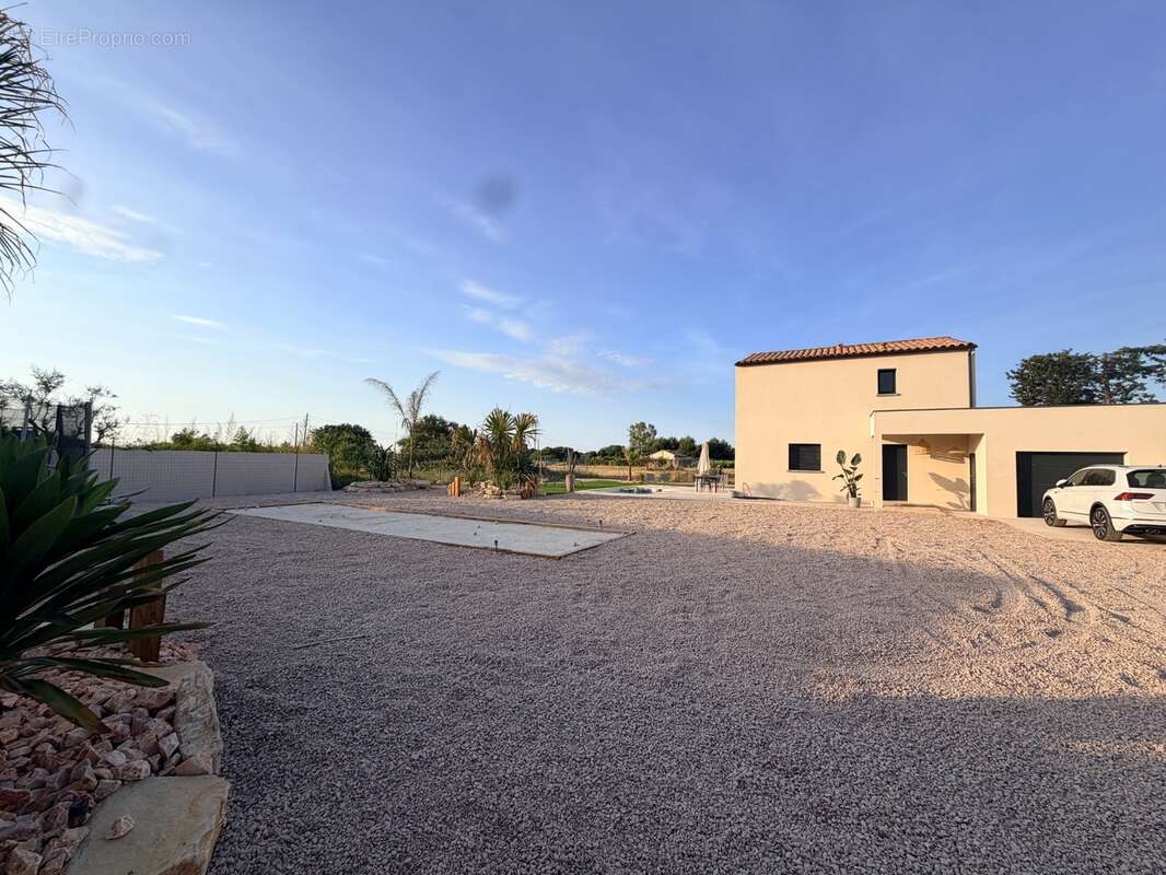  marseillan – villa contemporaine neuve de 2026 - 4 chambres, piscine & terrain de petanque - parcelle 996 m² - photo 21