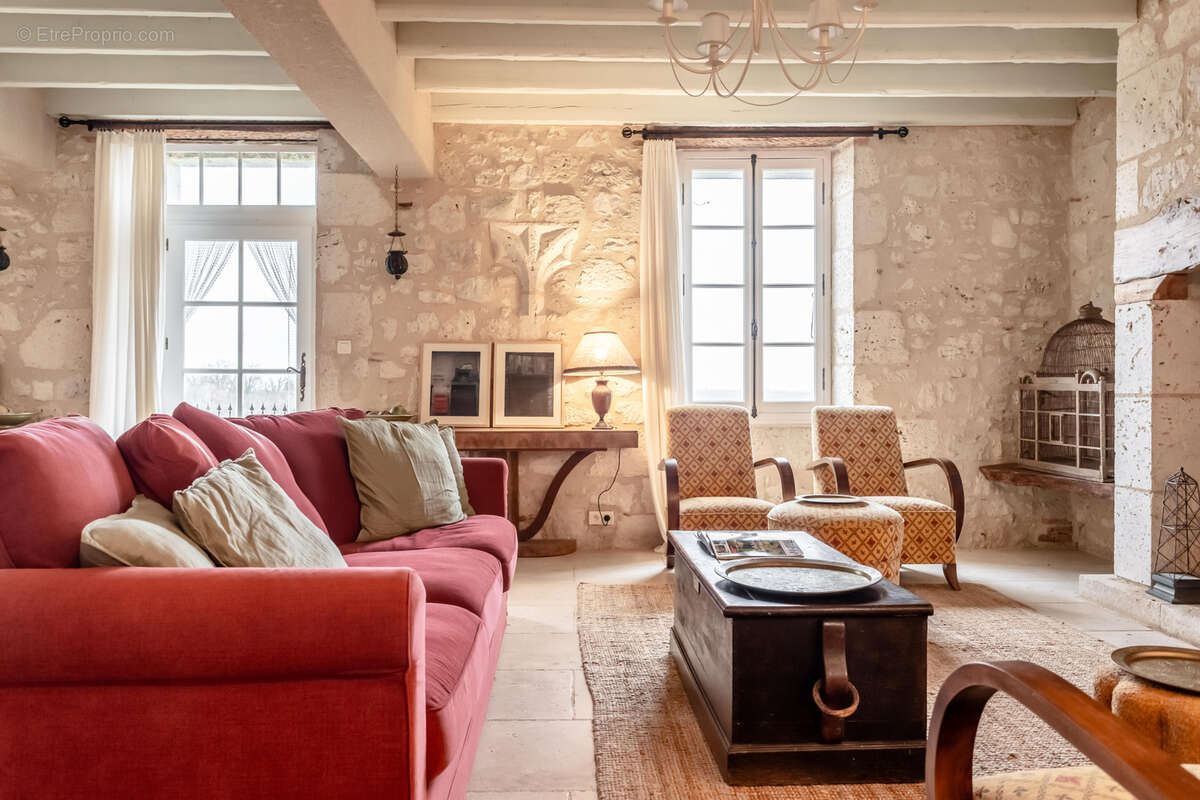 Maison à BEAUMONT-DE-LOMAGNE