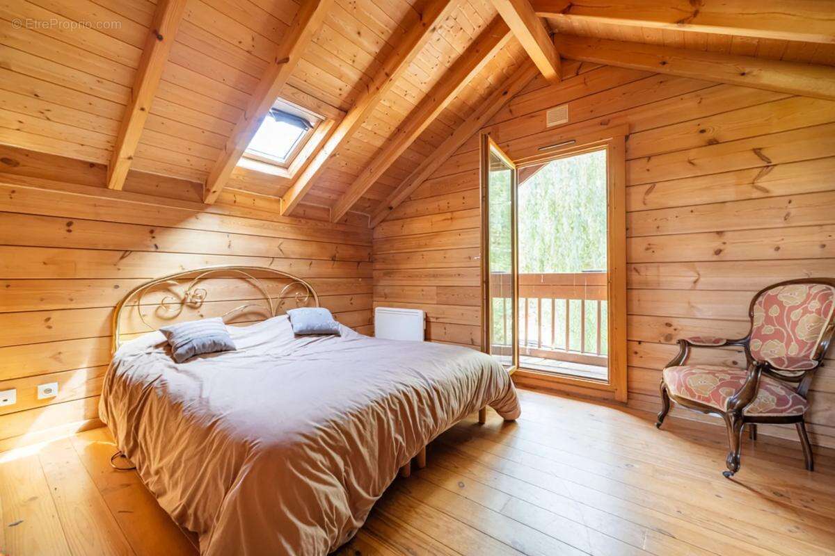 Charmant Chalet de 2 pièces 50 m² à Réau dans un environnement exceptionnel ! - photo 12