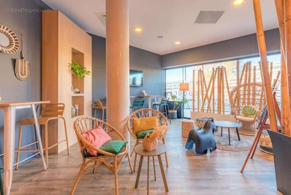 INVESTISSEMENT LOCATIF  MONTPELLIER  Résidence de tourisme Appart'City Confort Montpellier Millénaire  7.17 % de rentabilité - photo 7
