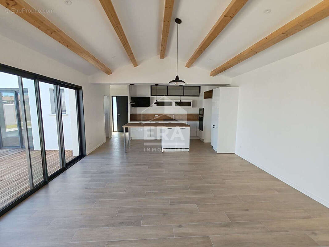 Maison à AIGREFEUILLE-D&#039;AUNIS