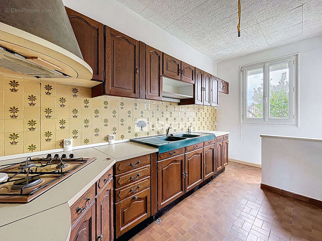 Maison à NOTRE-DAME-DE-GRAVENCHON