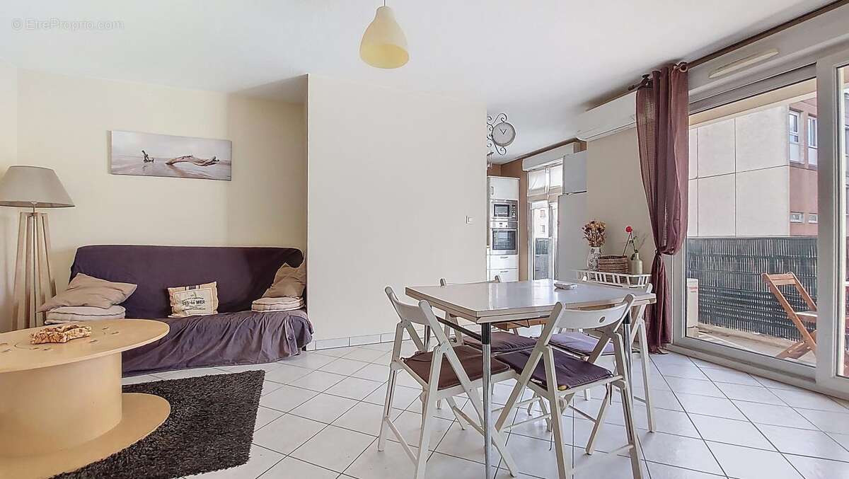 Appartement à LYON-8E
