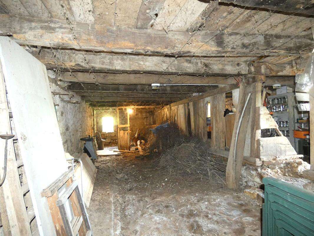 Maison 120 m2 / 4 chambres / grange / terrain 800m² - photo 18