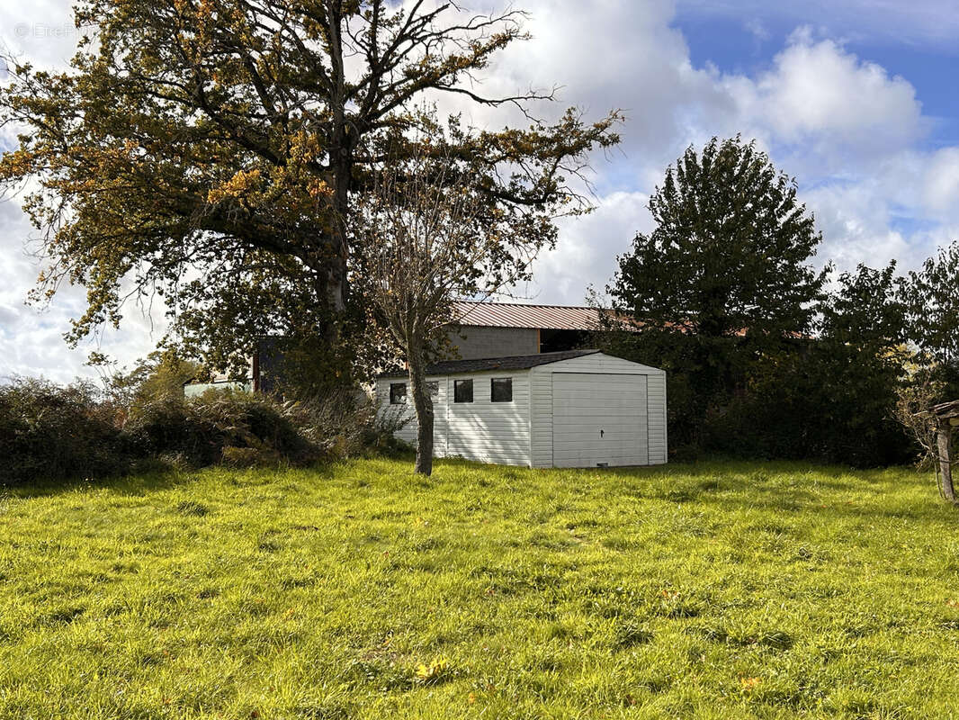 Maison à ORSENNES