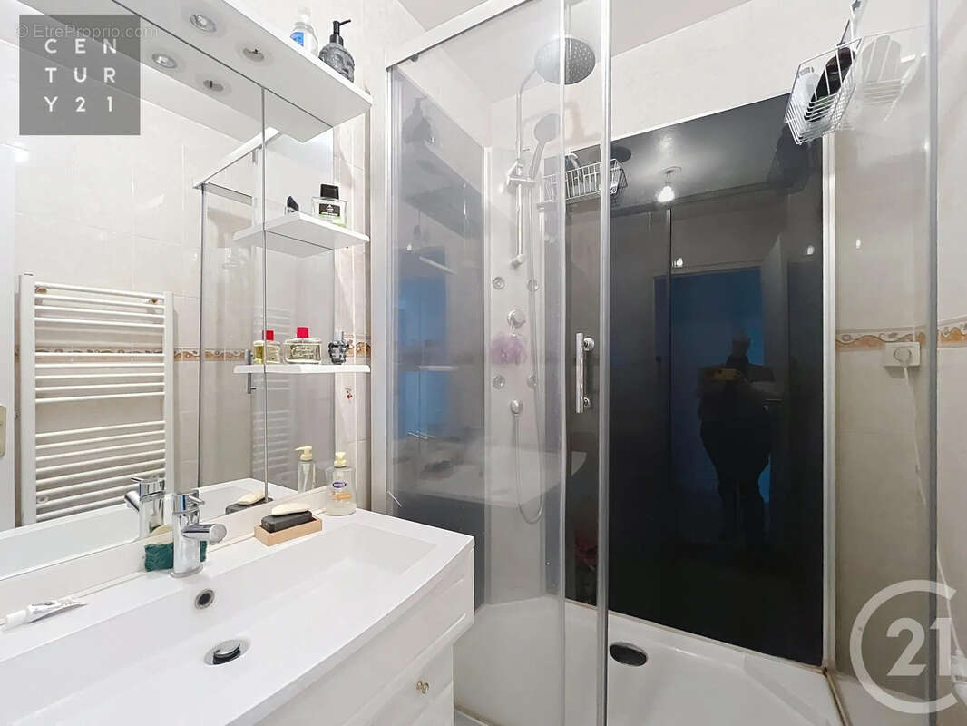 Appartement à LA CHAPELLE-SAINT-LUC