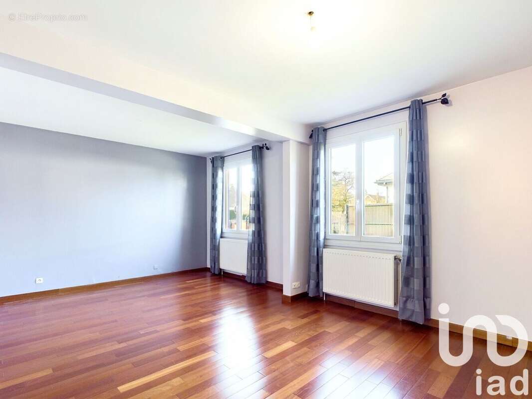 Photo 5 - Maison à MARLY