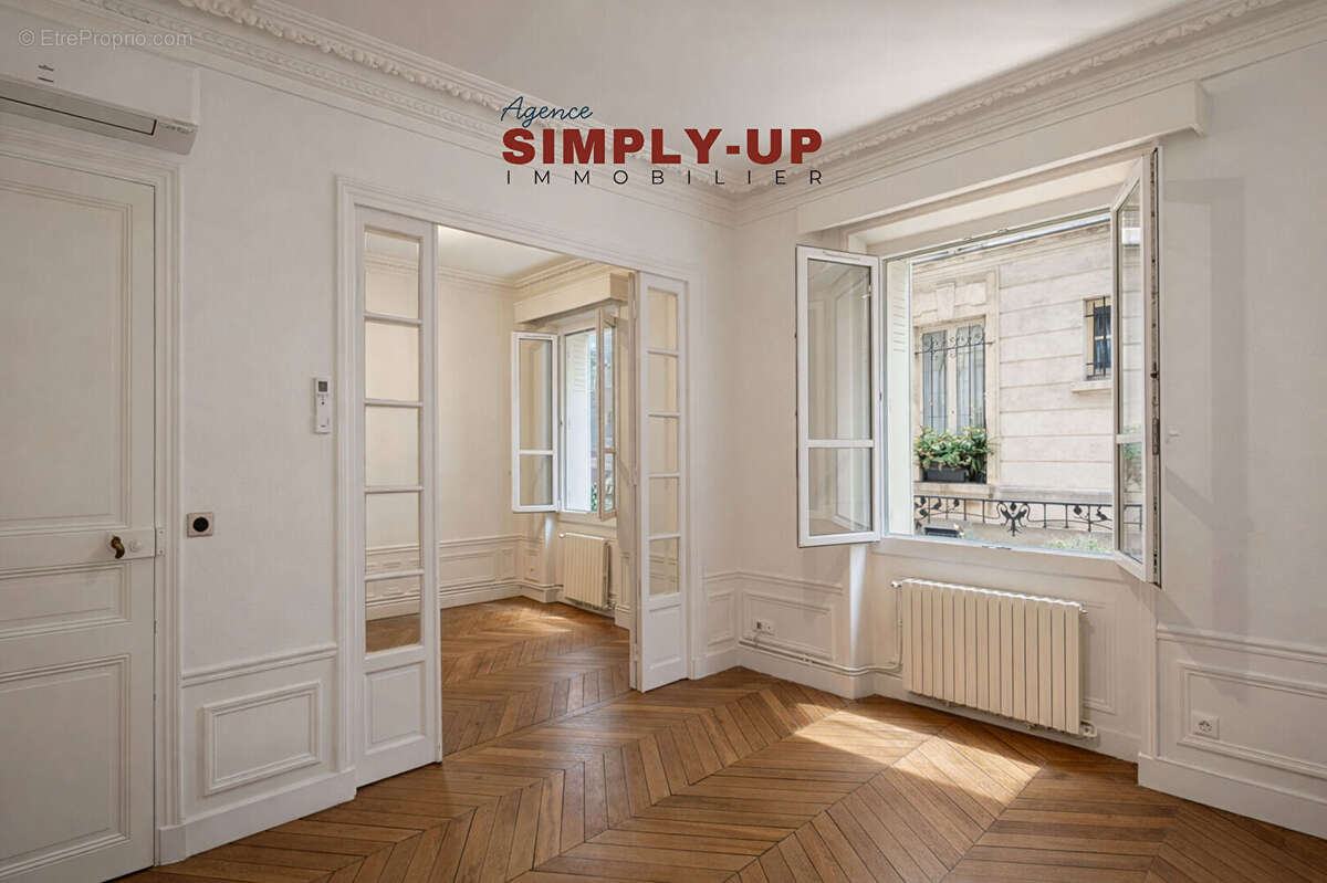 Appartement à NEUILLY-SUR-SEINE