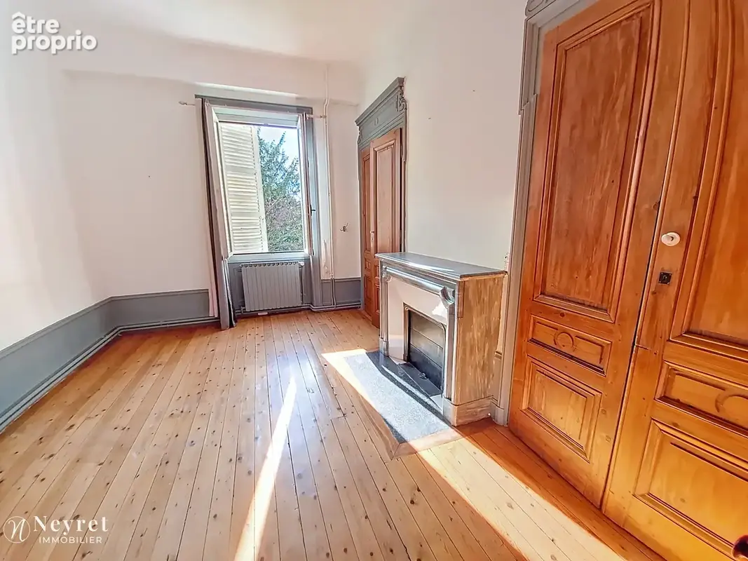 Opportunité à saisir dans une maison de maître de 6 lots sur les hauteurs de Vernaison , un T3 de 59,63 m2 - photo 2