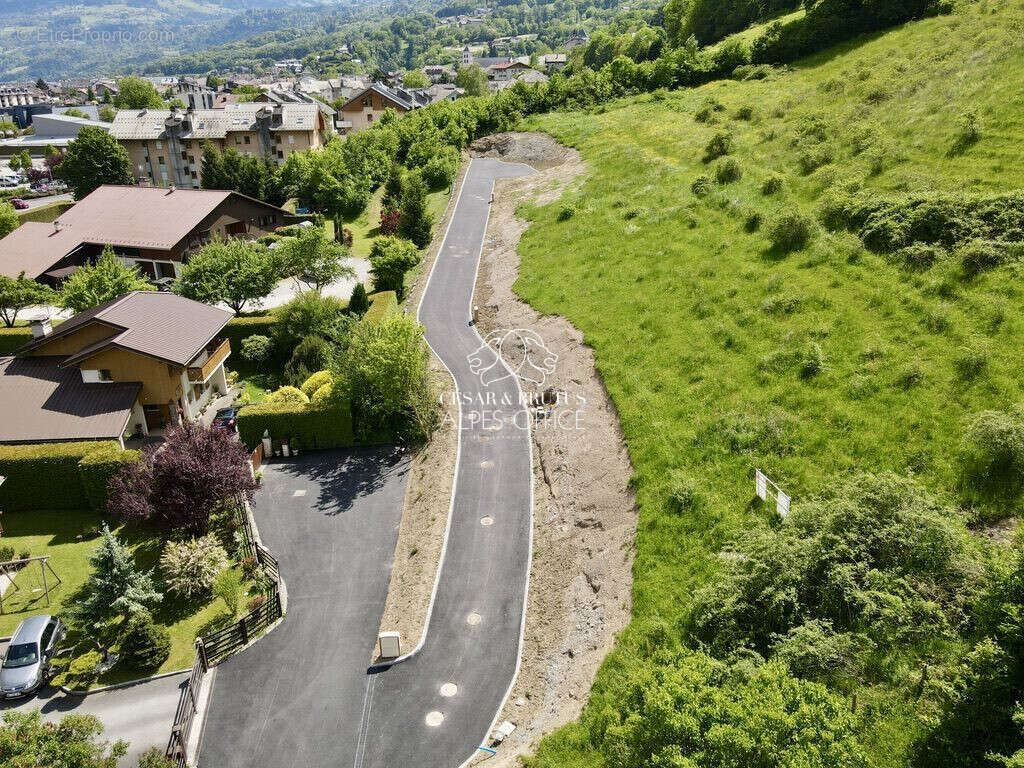 Terrain à SALLANCHES