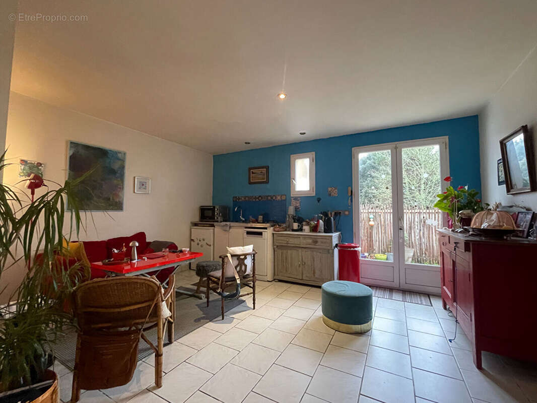 Maison Saint Georges d'Oléron louée à l'année, bail en cours - photo 5