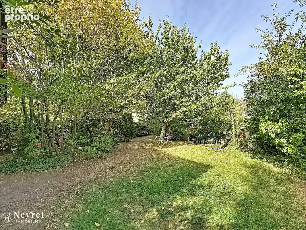 Oullins centre, belle propriété de charme avec annexe de 100m2 - photo 5