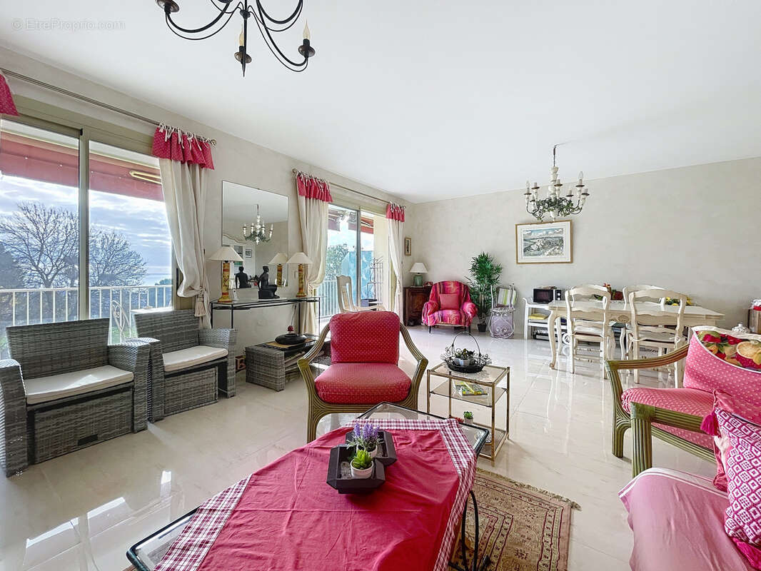 Appartement à CAGNES-SUR-MER