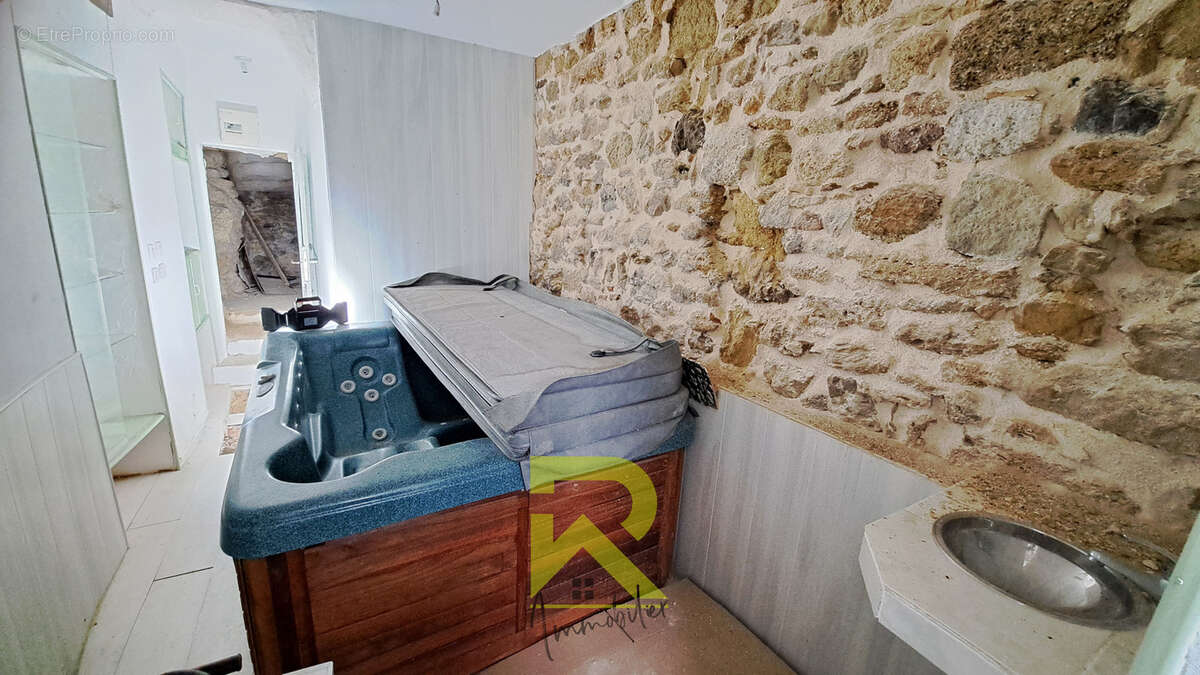 Maison à PUISSALICON