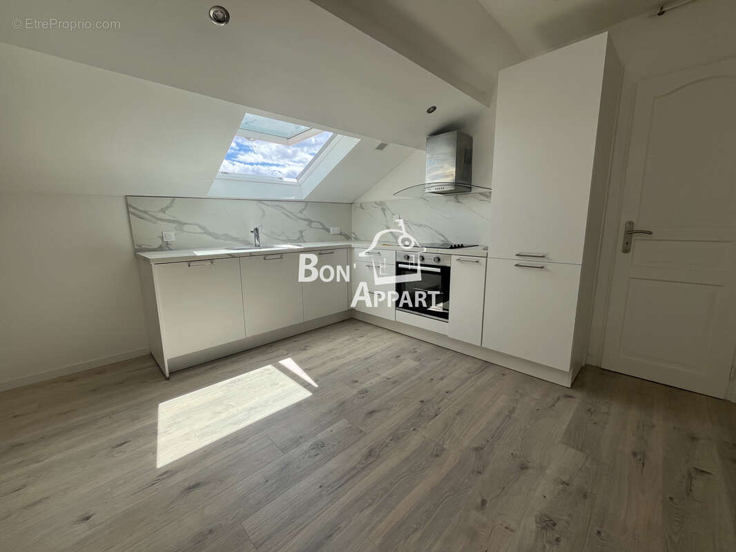 Appartement à CLOUANGE