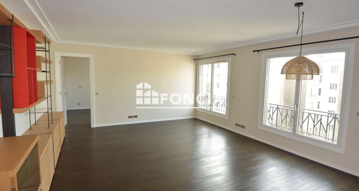 Appartement à PARIS-7E