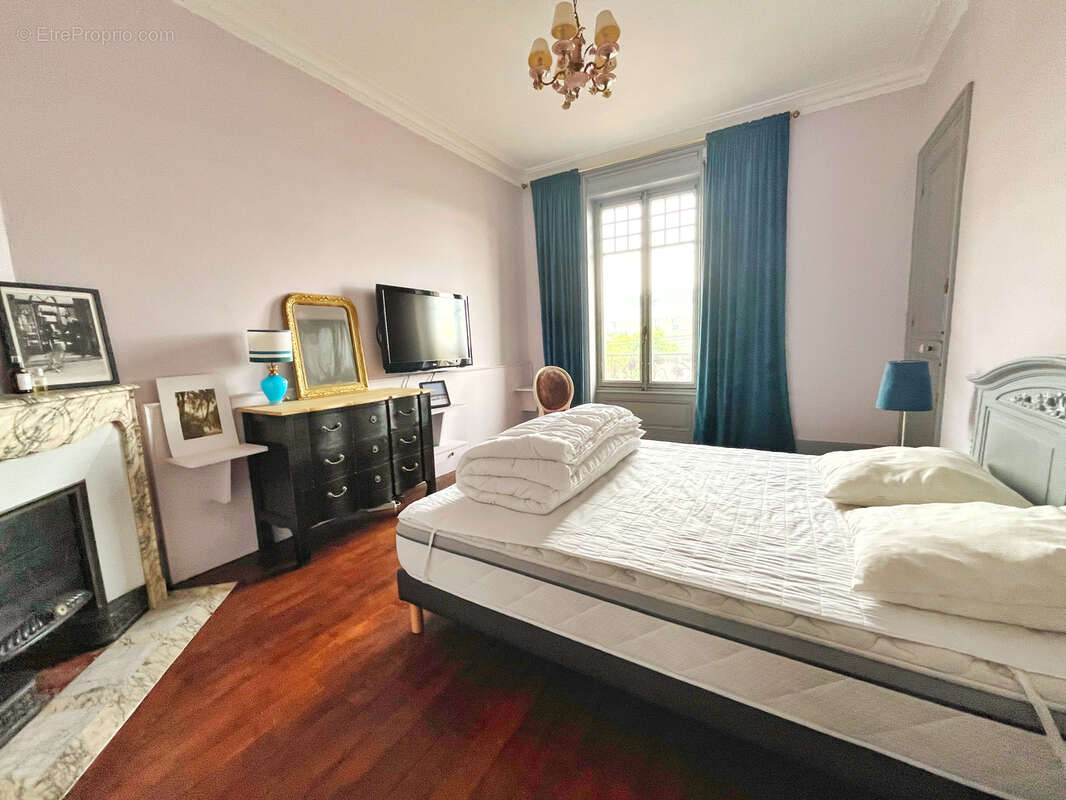 Maison à VILLEFRANCHE-SUR-SAONE