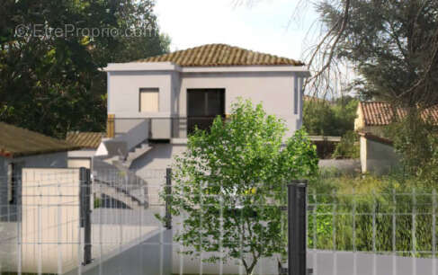 Appartement à CUERS