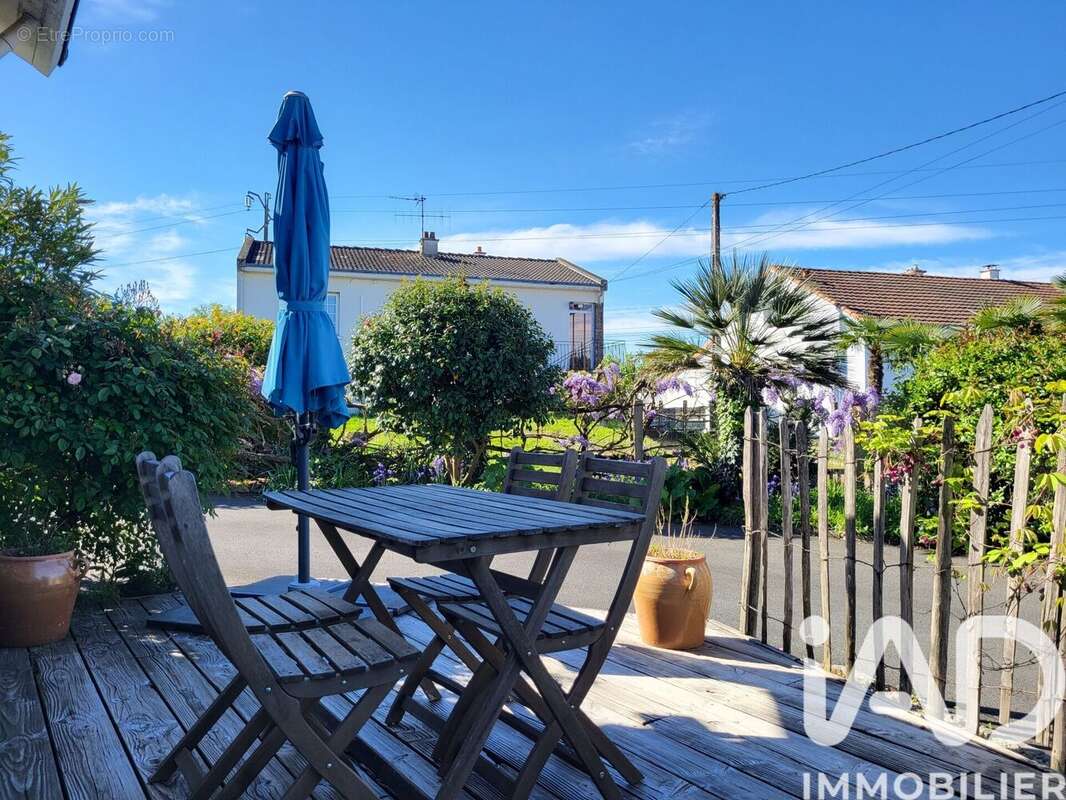 Photo 2 - Maison à BOUGUENAIS