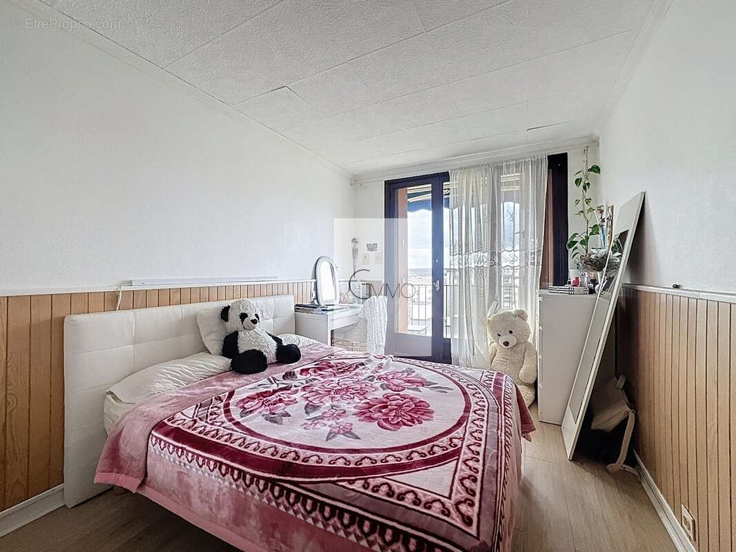 Appartement 67 m² à Fresnes  - photo 6