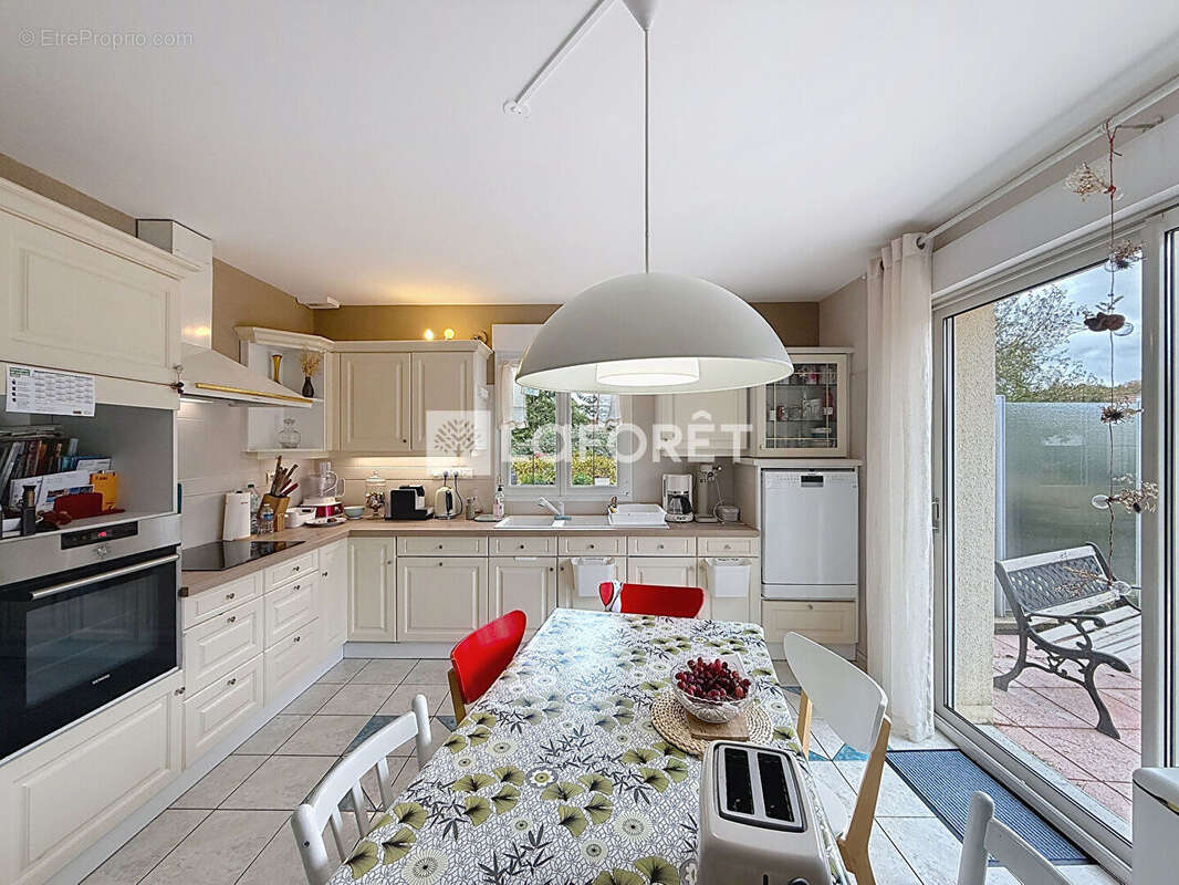 Maison à SAINT-GERVAIS-LA-FORET