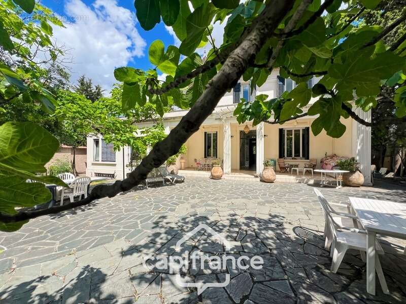 Maison à MARSEILLE-11E