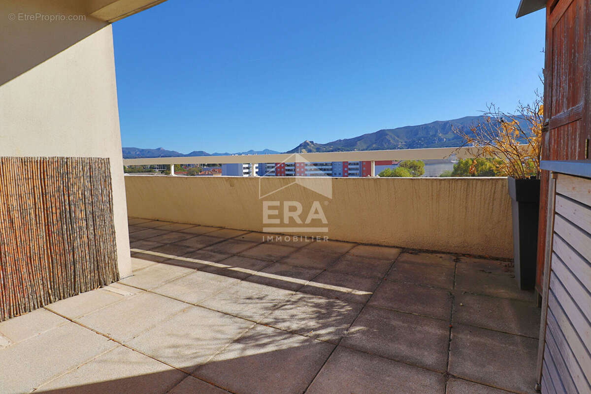 Appartement à MARSEILLE-10E