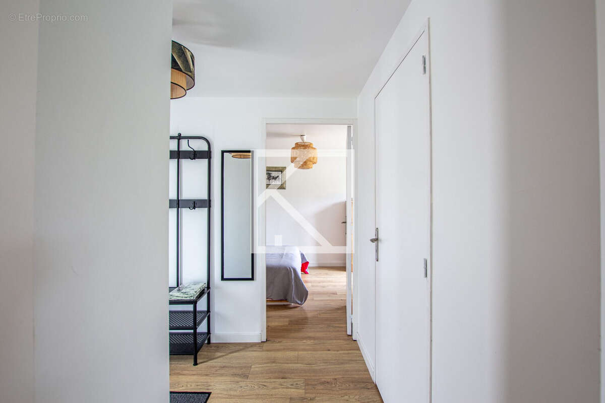 Maison 213 m² à Les Alleuds  - photo 7